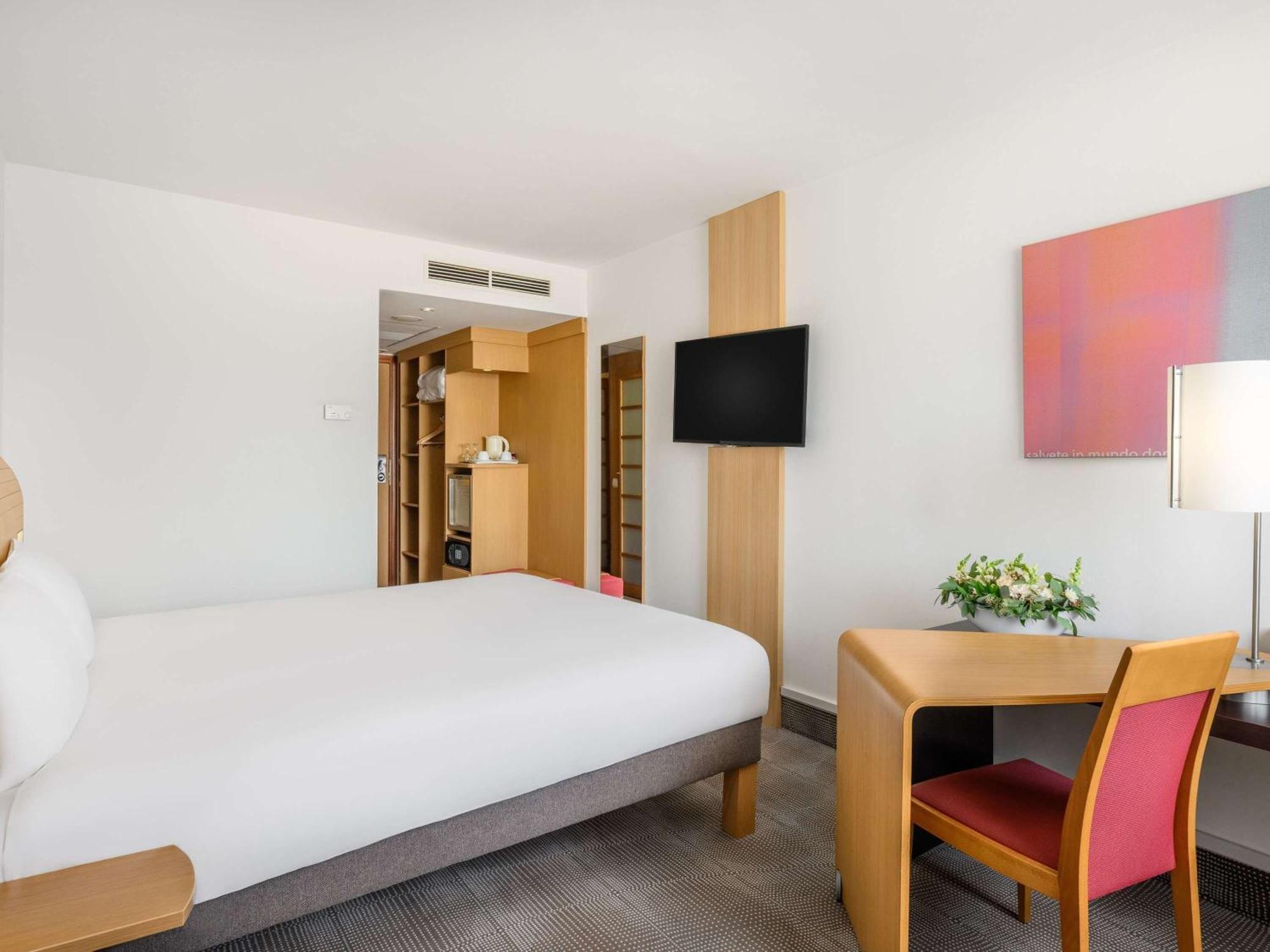 Novotel Budapest City Exterior photo